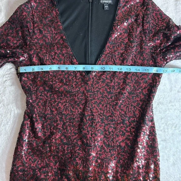 Express Deep Red & Black Sequin V-neck Long Sleeve Lined Holiday Dress Size 6 - Picture 5 of 10